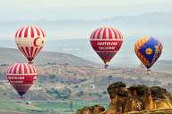 Cappadocia: balloons, balloons...