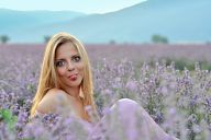 Pickers of lavender (model: Nevena Ivancheva)