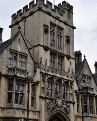 Universities in Oxford