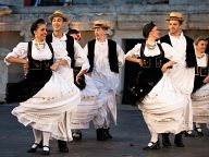 Танцов състав от Сърбия Фолклорен фестивал Пловдив 2014