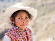 Little kids from Peru