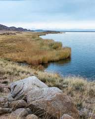 Achit-Nuur Lake