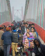 The bridge over the Ganges