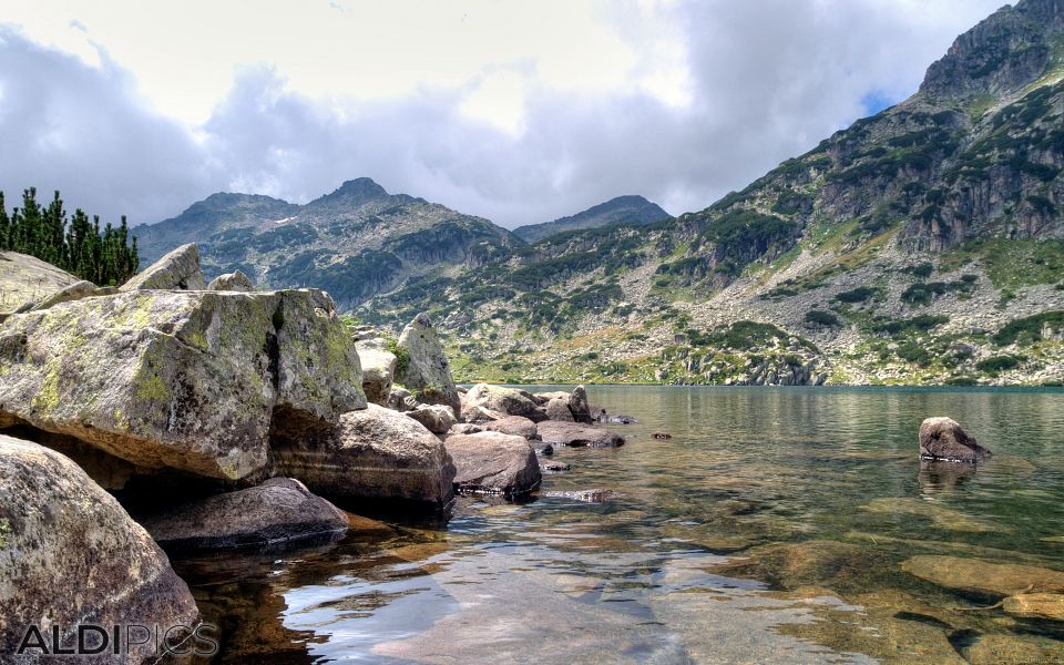 Popovo Lake