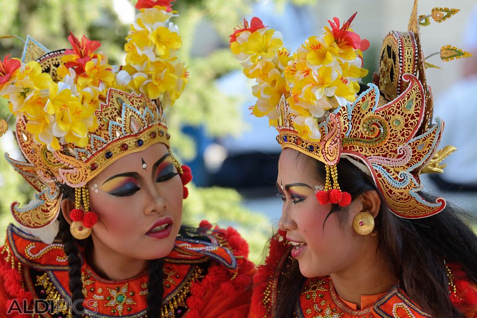 Танцов състав от Индонезия 
Фолклорен фестивал Пловдив 2013