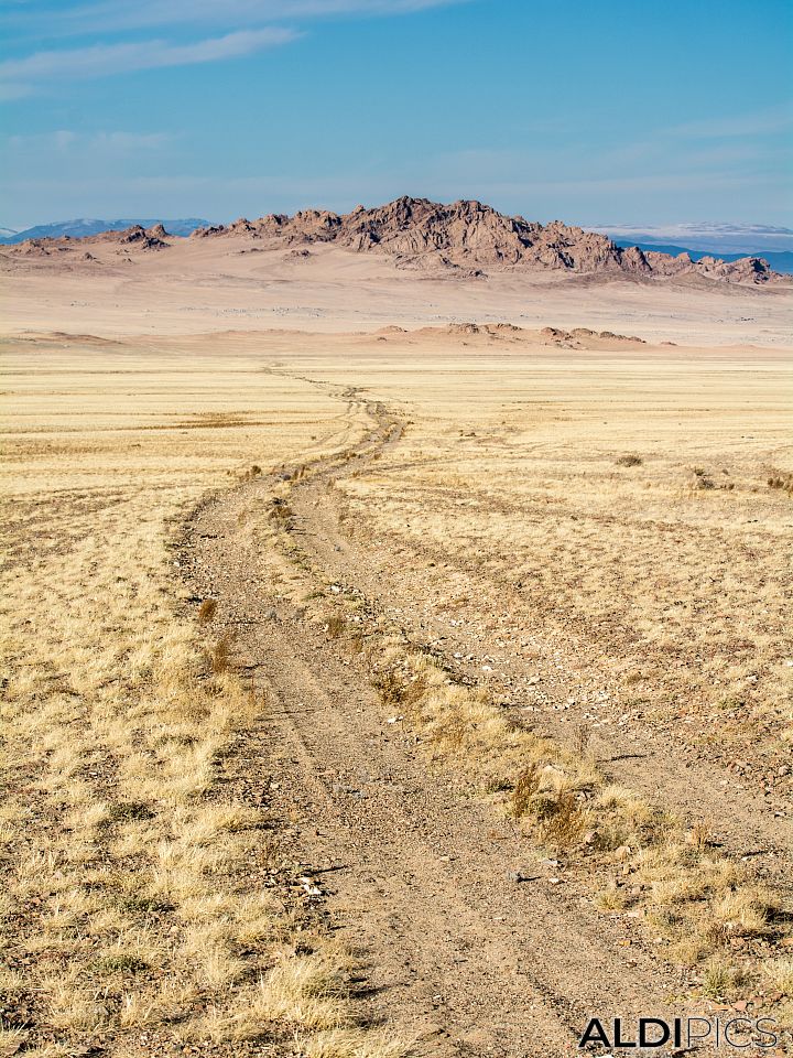 Steppes near Achit-Nuur