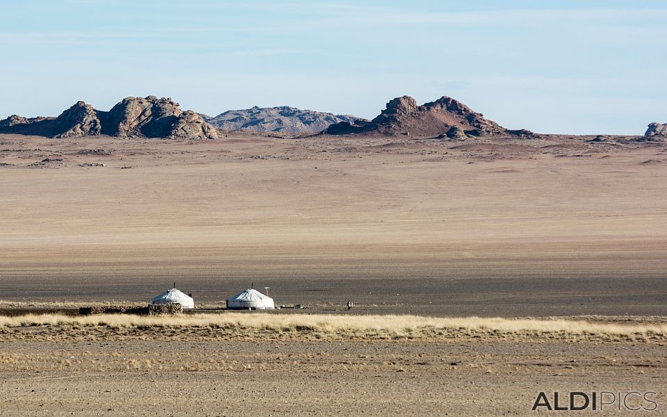 Steppes near Achit-Nuur