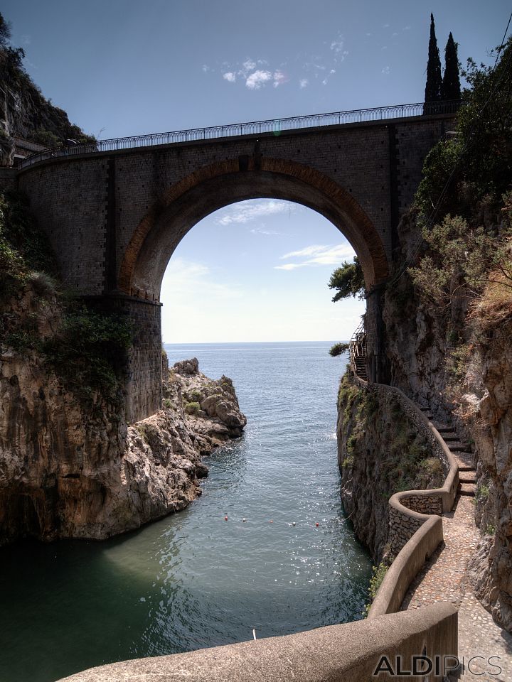 Furore Bridge