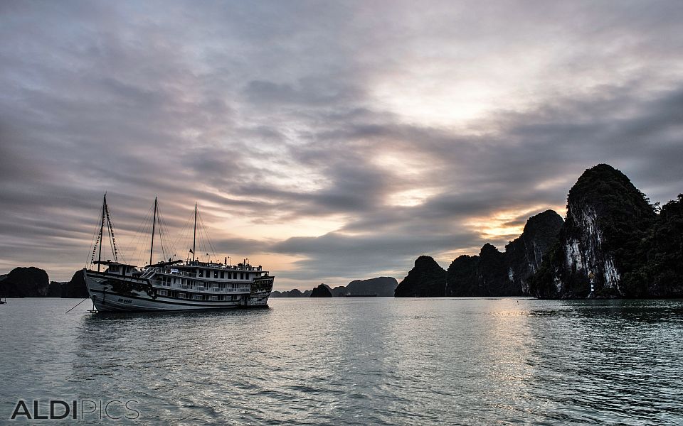 Ha Long Bay