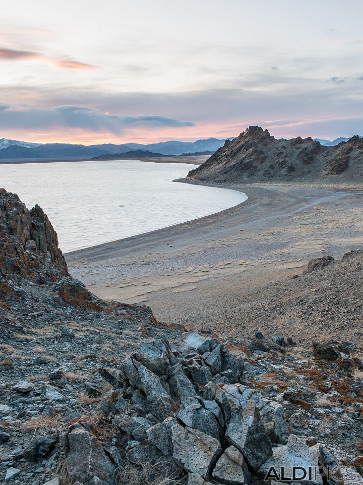 Tolbo-Nuur Lake