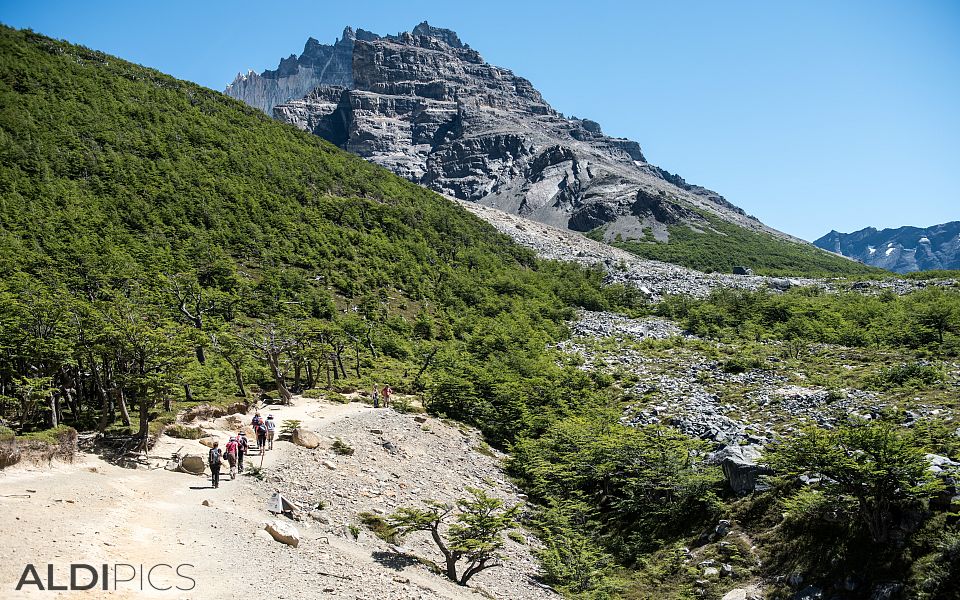 Изкачване към Torres Del Paine