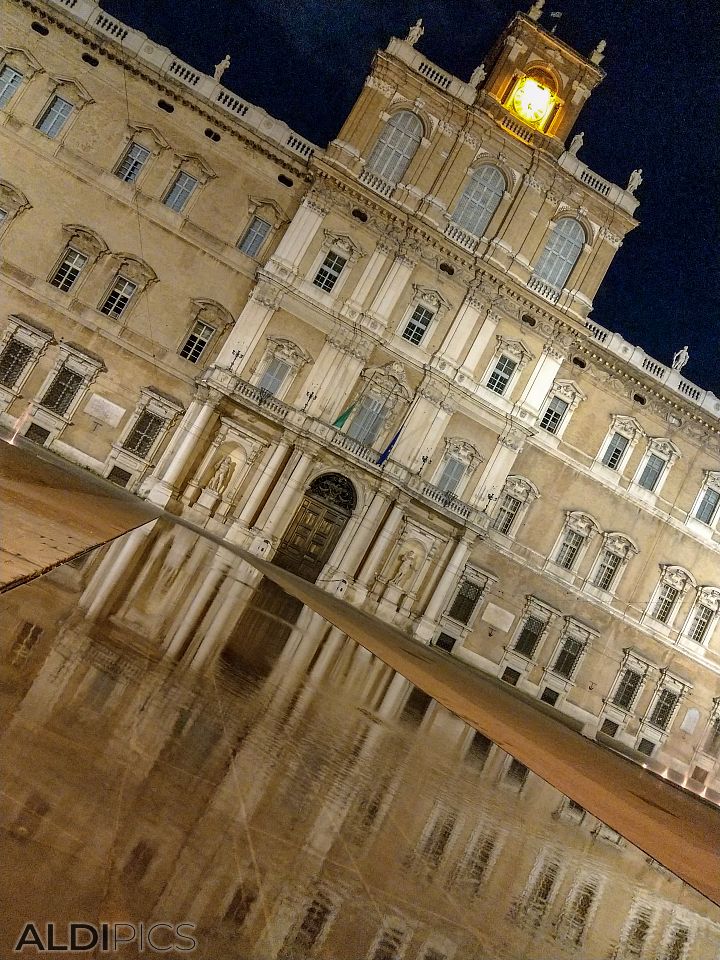 Night in Modena