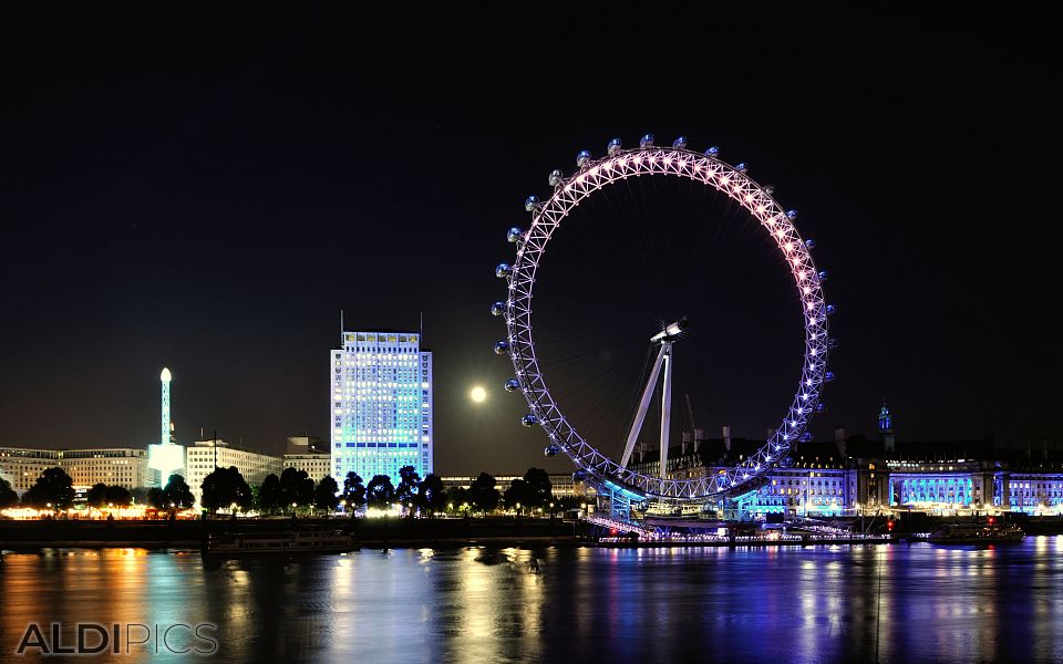 London at night