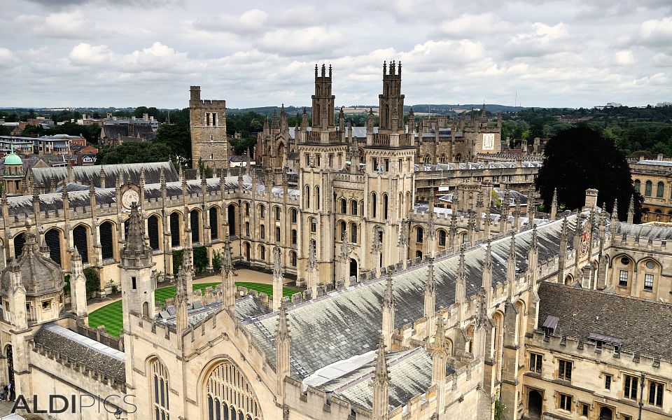 Universities in Oxford