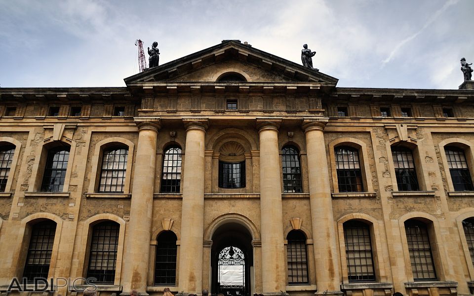 Universities in Oxford