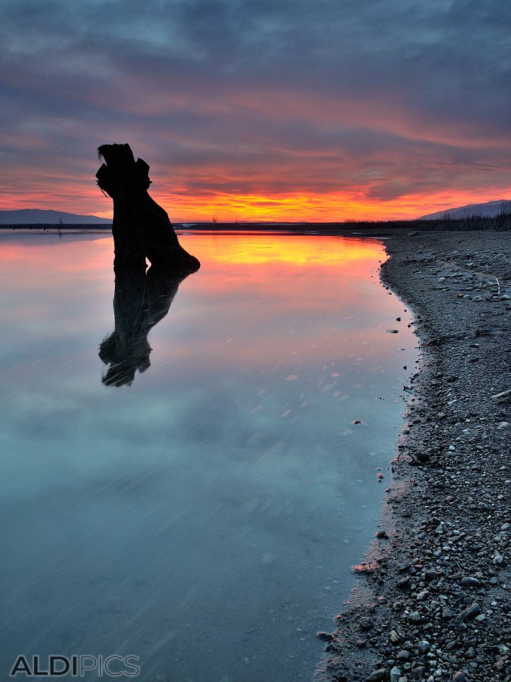 Sunset in Jrebchevo dam