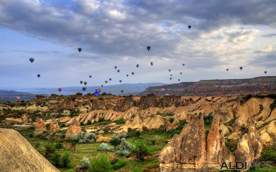 Cappadocia: balloons, balloons...