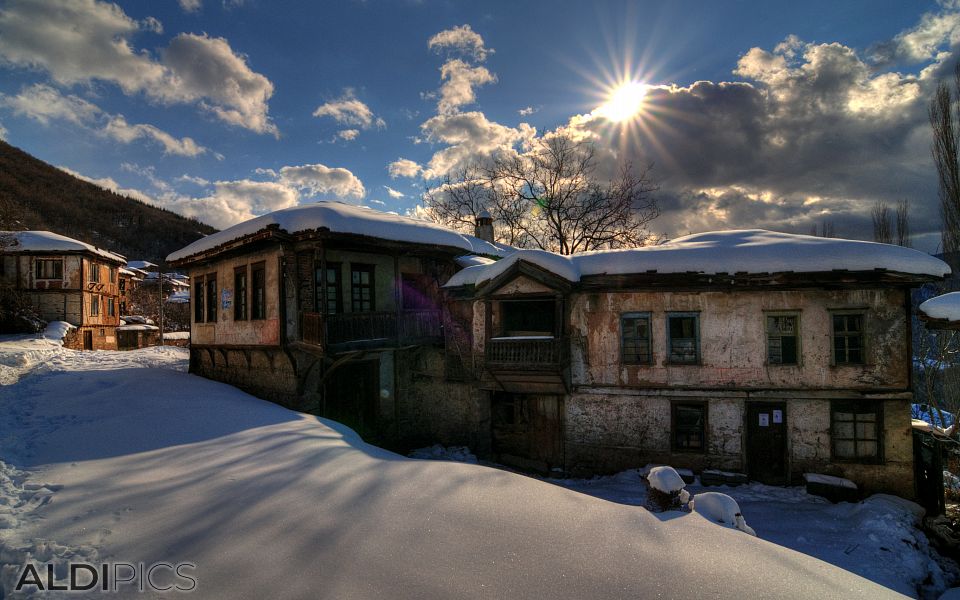 Стари къщи от село Жребичко - Стари сгради и руини - dsc_14986.jpg ...