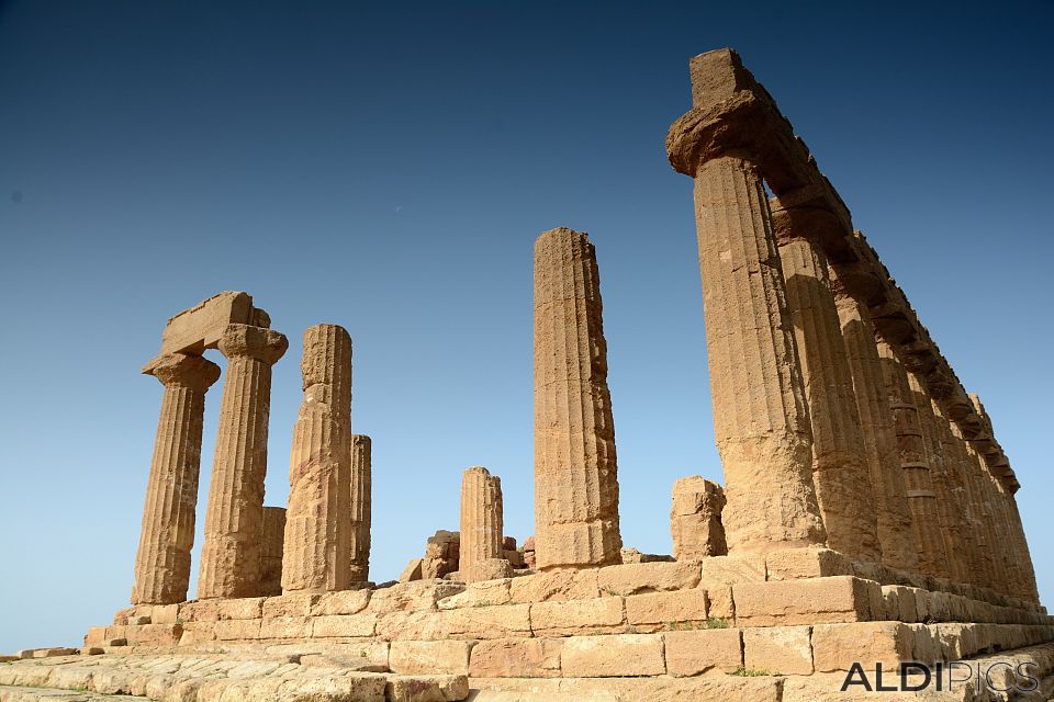 Greek temple near Agrigento