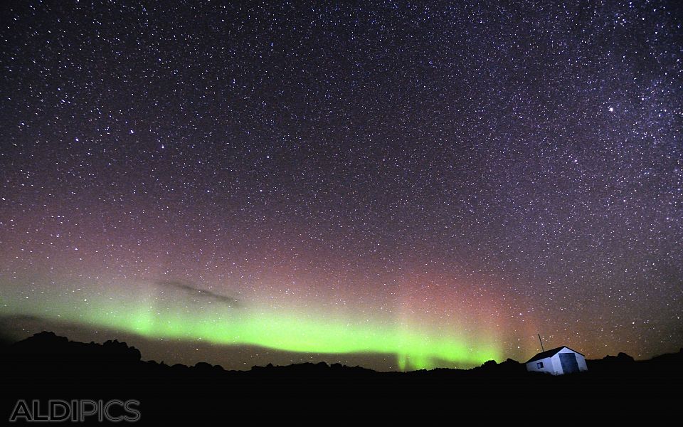 Aurora borealis near Borganes