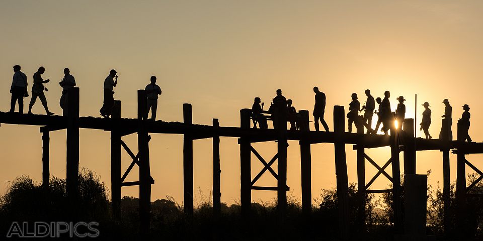 U Bein Bridge