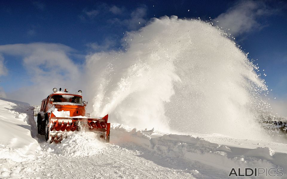 Snowplow of Belmeken