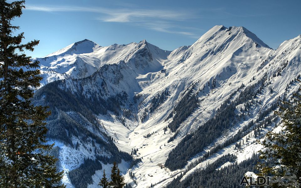 Зима в Австрийските Алпи
