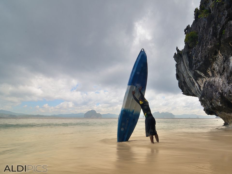 An island in the sea