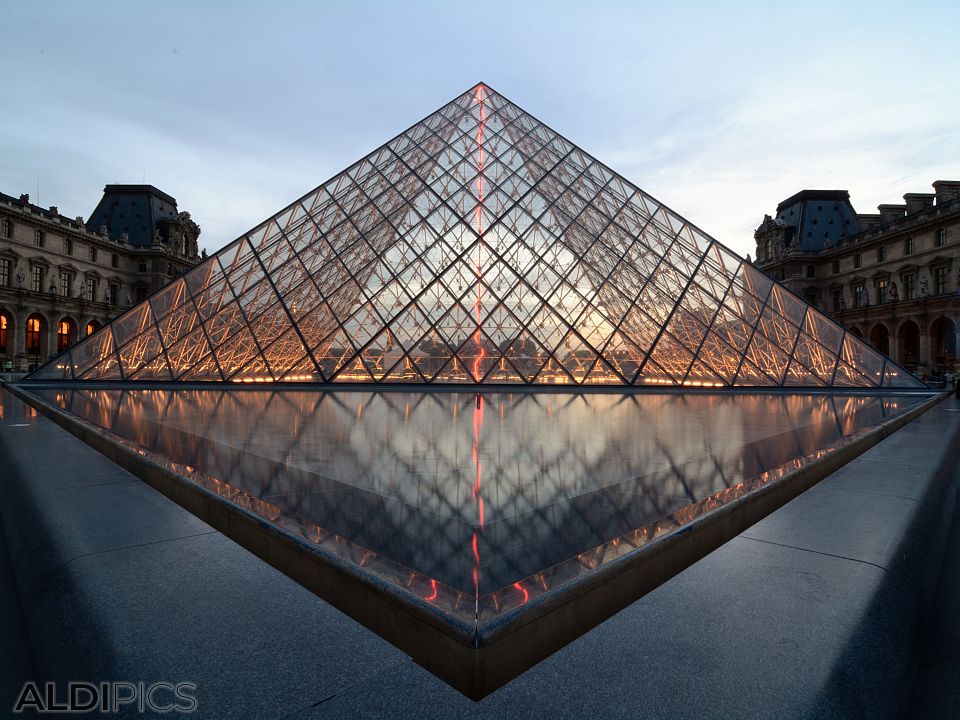 Louvre