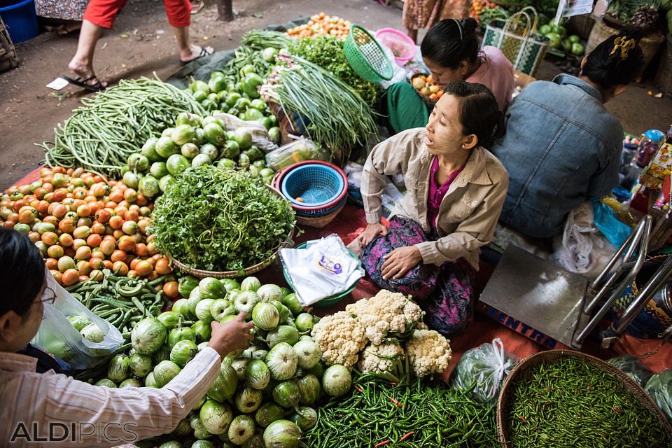 Пазара в Баган