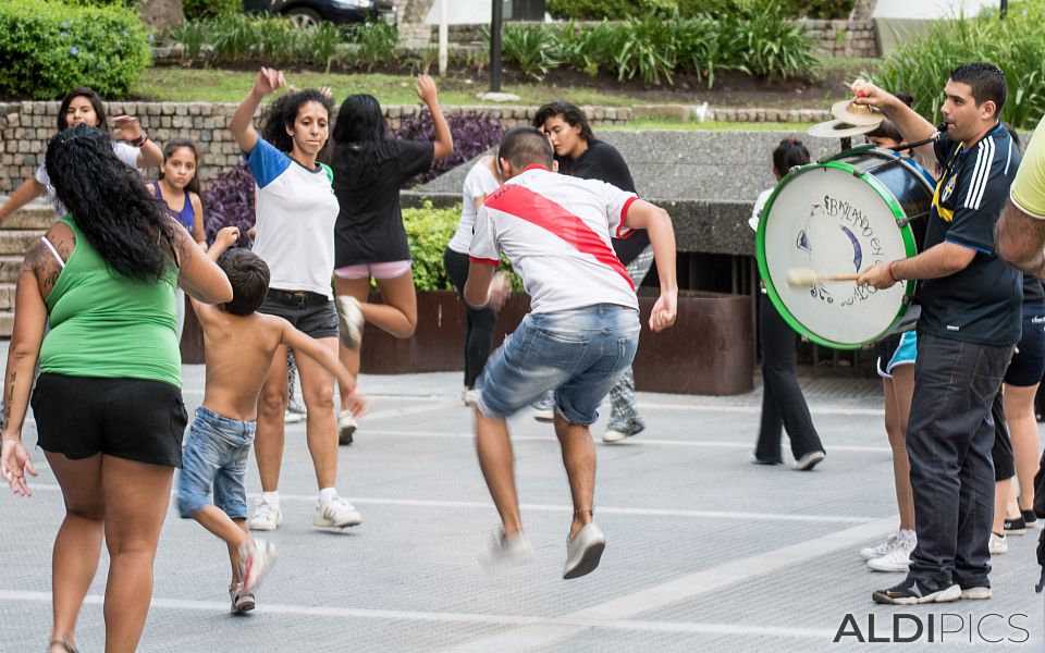 Dancing children