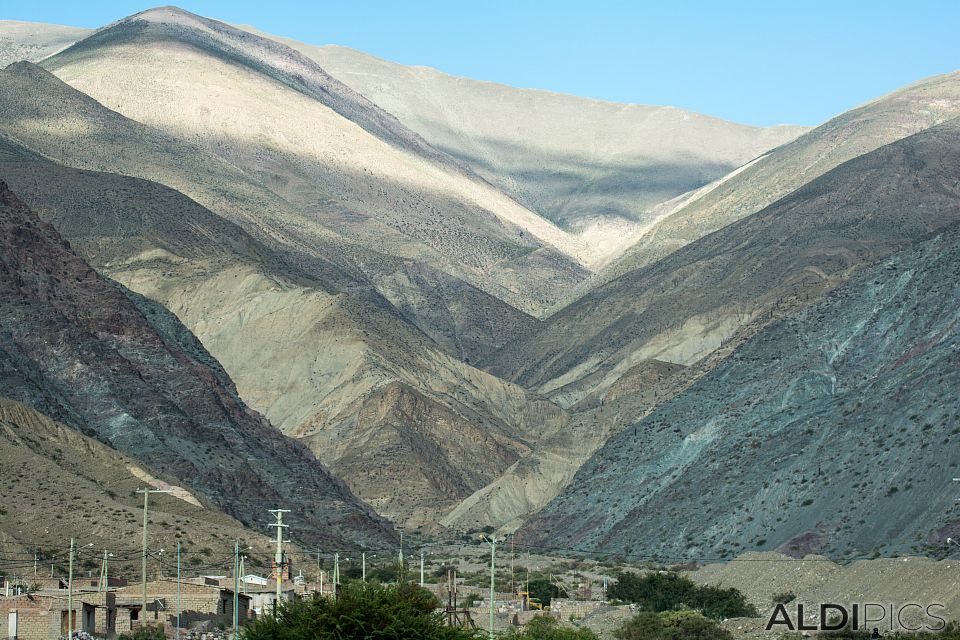 Crossing in the Andean