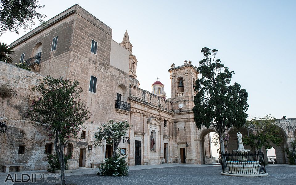 Buildings in Mellieha