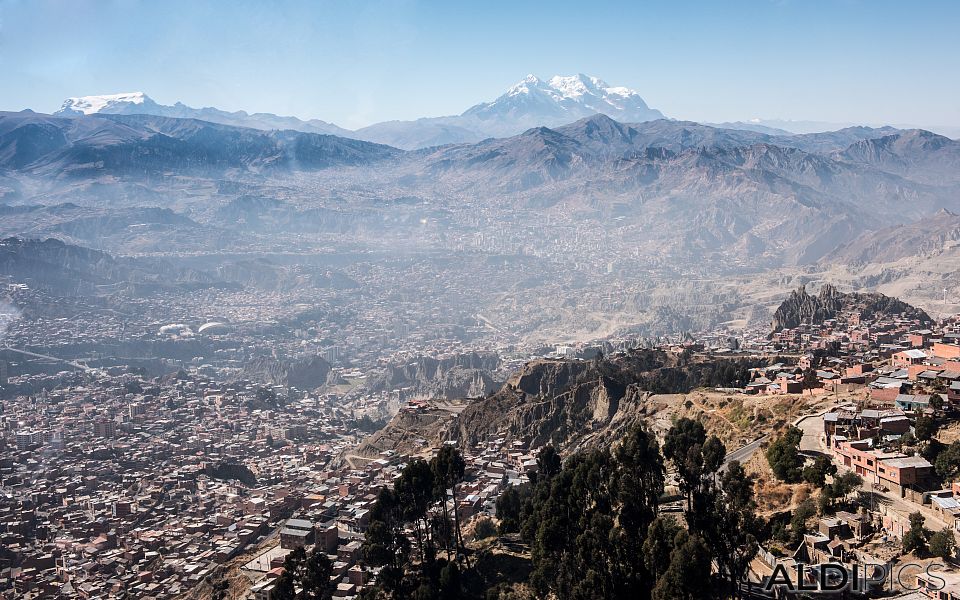 La Paz view from above