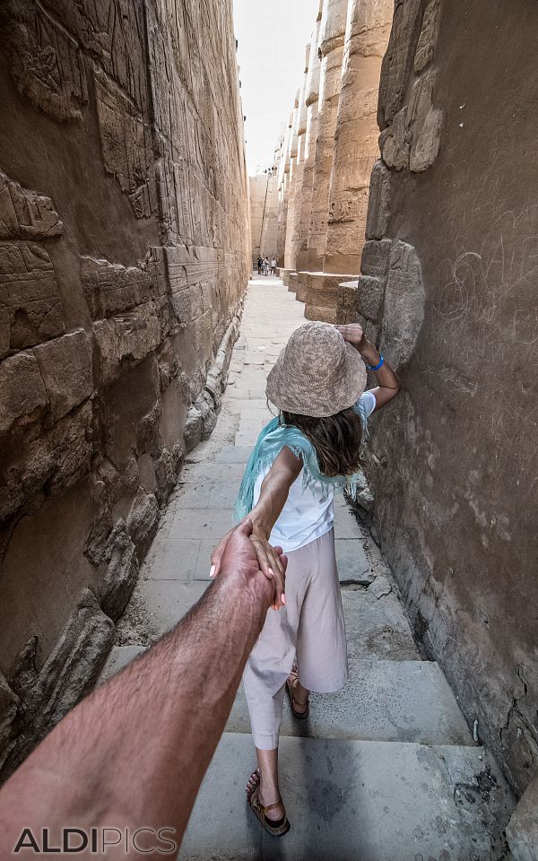 Follow me ... to Karnak