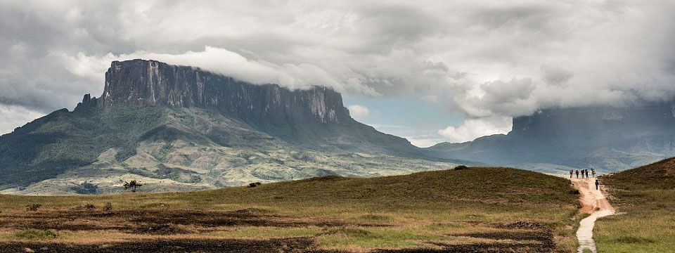 Climbing to Roraima